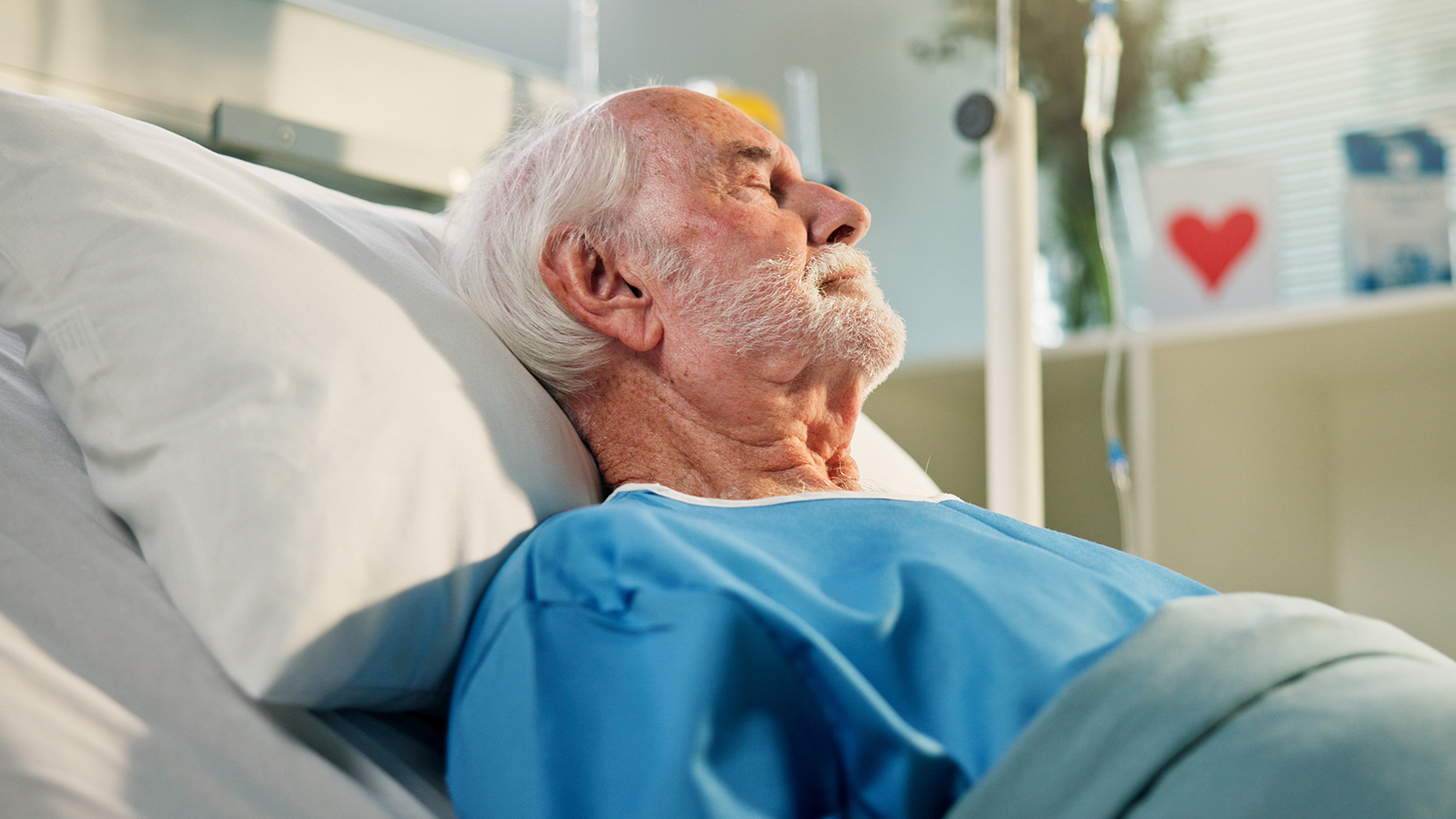 Cum să alegi un centru de recuperare medicală potrivit pentru vârstnici după AVC, operații sau afecțiuni neurologice