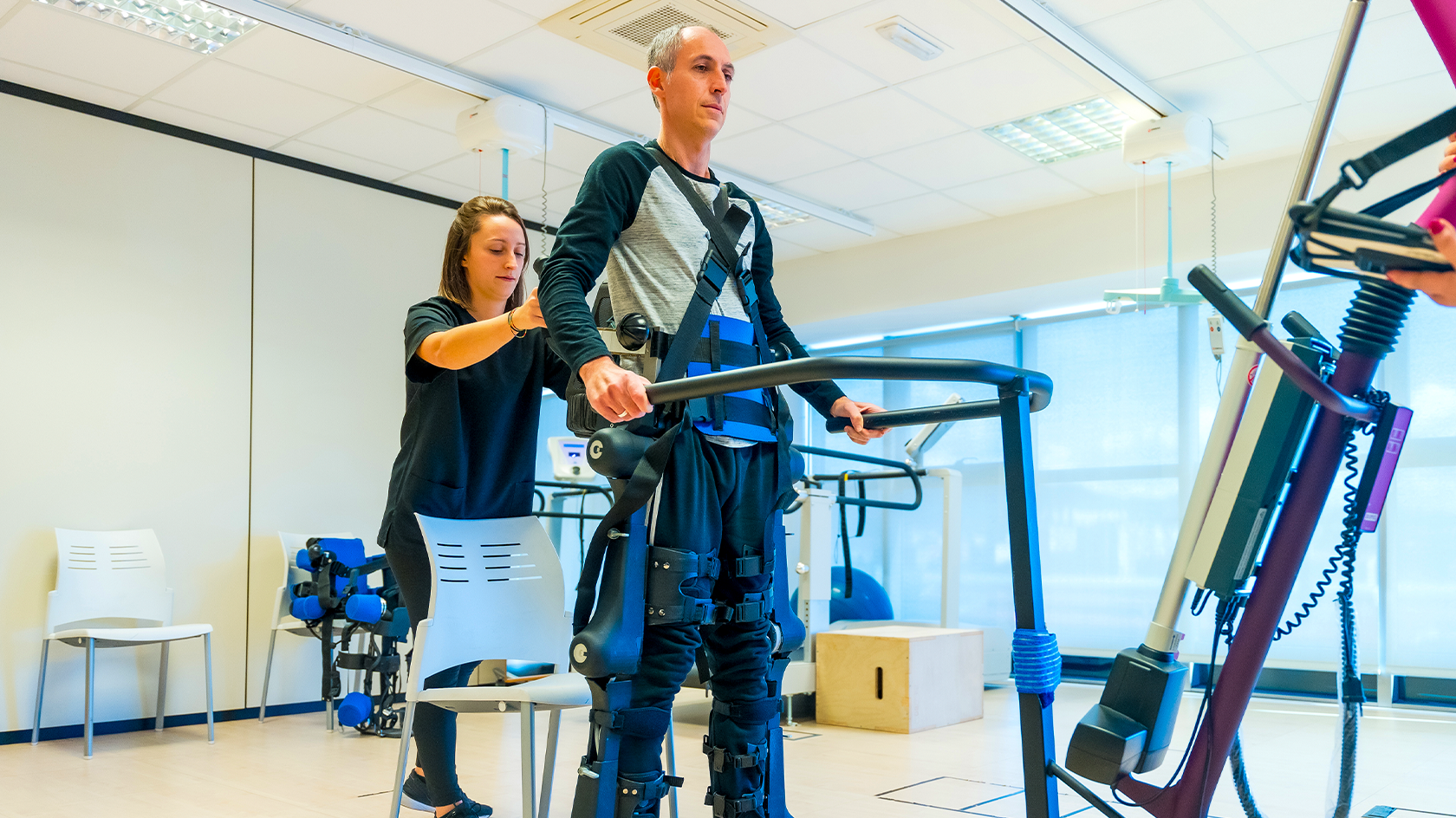 Beneficiile fizioterapiei robotizate în recuperarea mersului