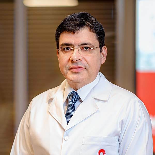 RMN sau CT? Care este diferența și când este recomandată fiecare investigație?