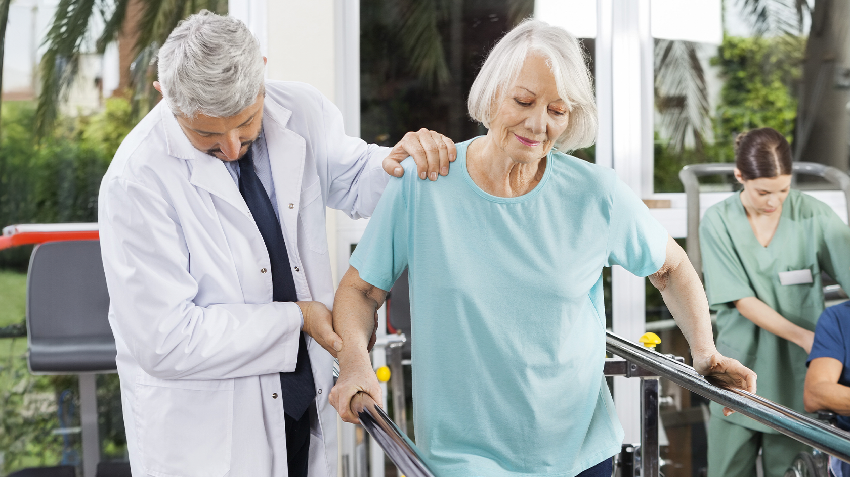 Top 7 exerciții pentru recuperarea mersului după accidentări și intervenții chirurgicale